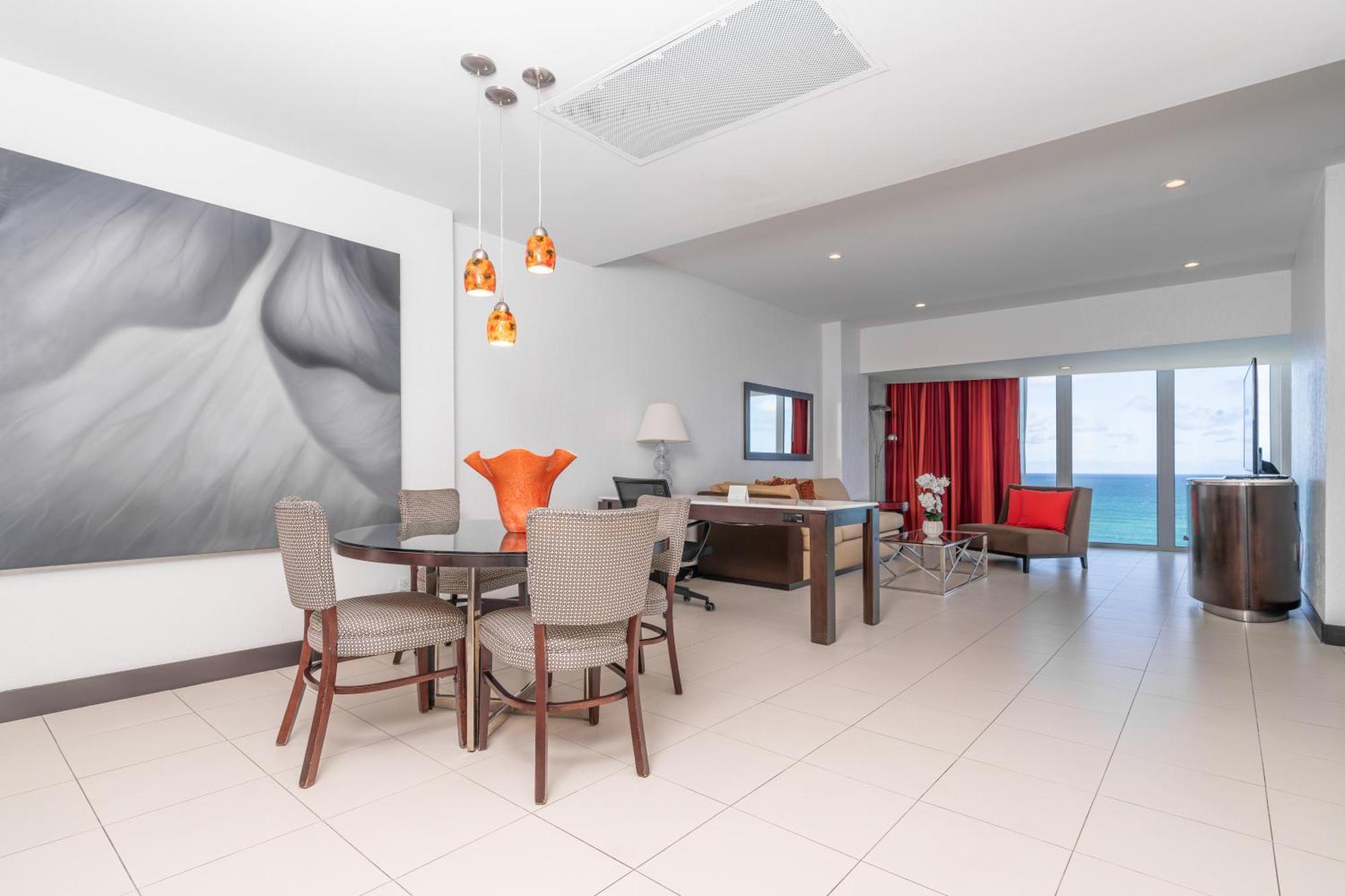 The Condado Plaza Hotel Сан Хуан Екстериор снимка